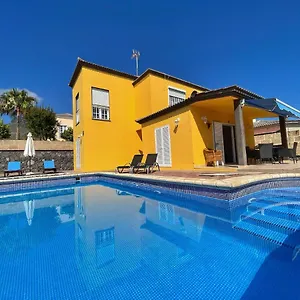villa-isabel-costa-adeje-tenerife.adeje-hotels.com/